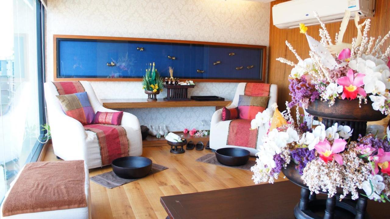 The Astra Chiang Mai Family Room Kültér fotó