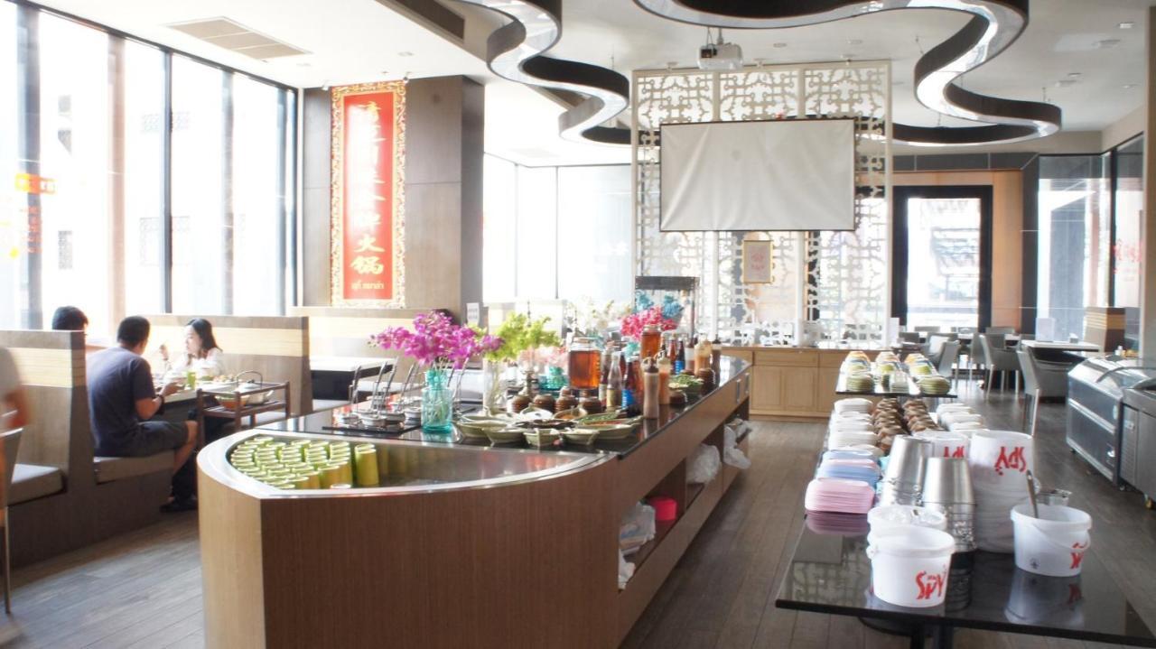 The Astra Chiang Mai Family Room Kültér fotó